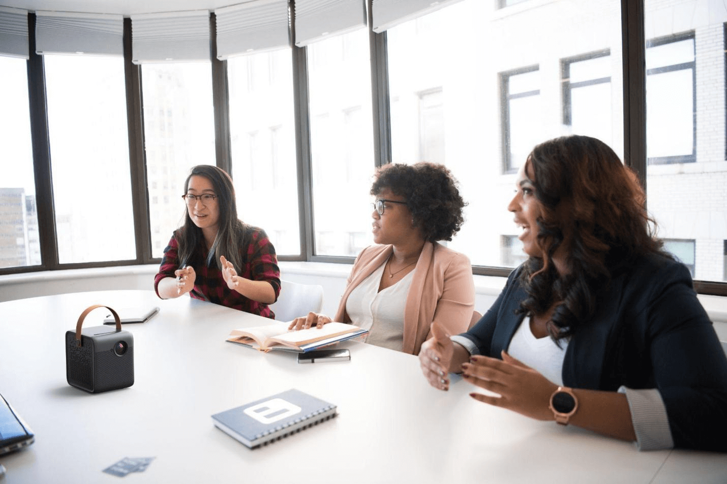 wemax portable projectors for business