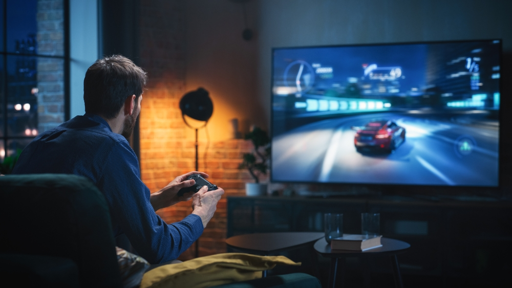 Is A 100-inch Projector Screen Right for Your Home?