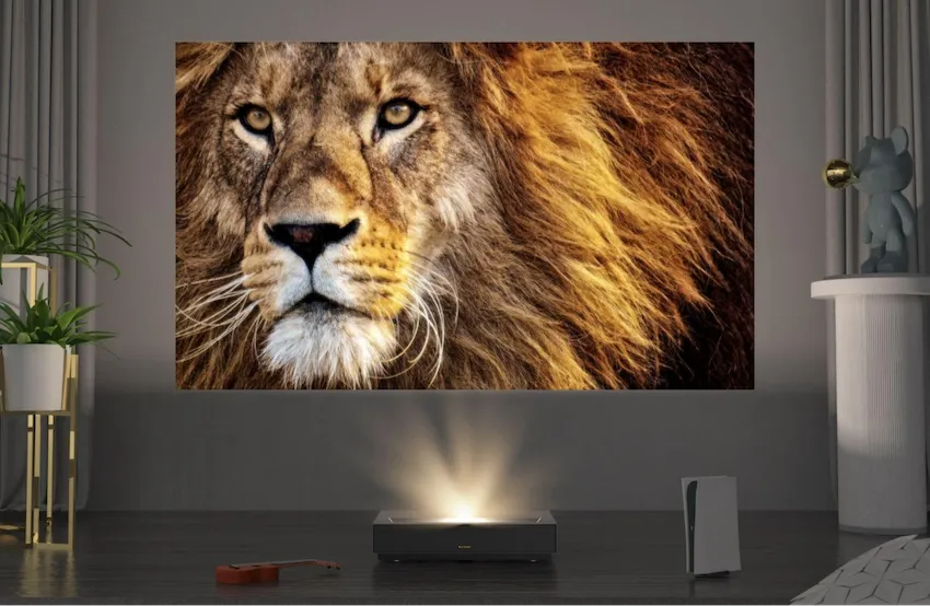 Short Throw vs Long Throw Projector Which is Better